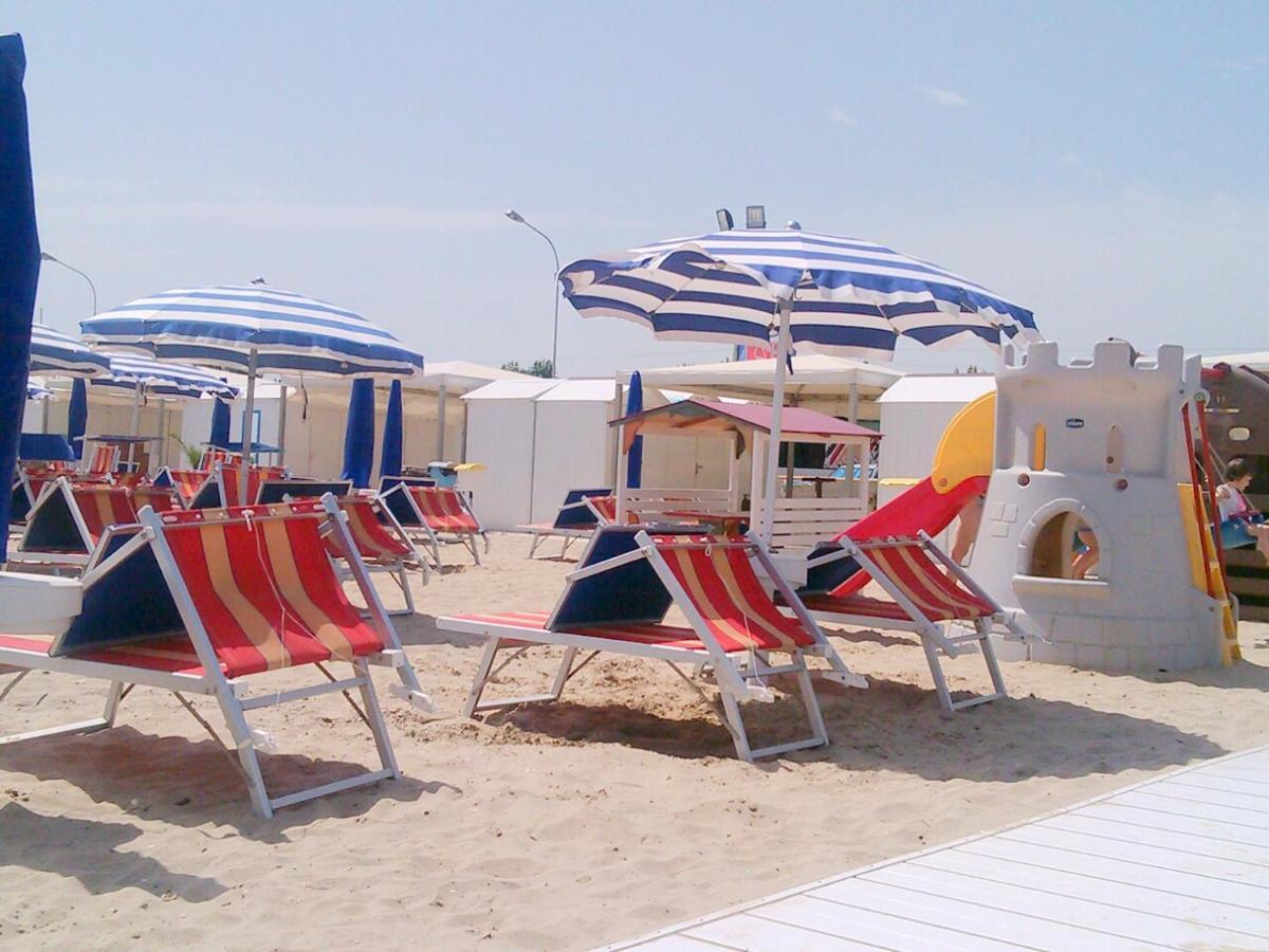 Camping Blu Fantasy Senigallia Exterior photo